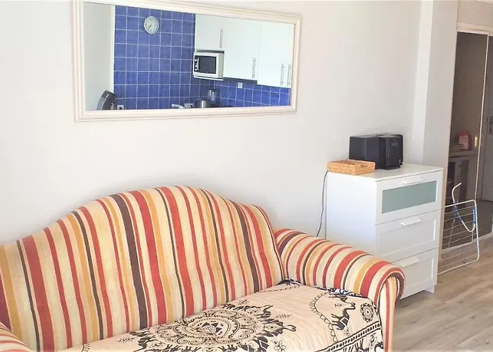 Apartamento With A Large South-facing Balcony, Sea View And Wifi In Americas Center