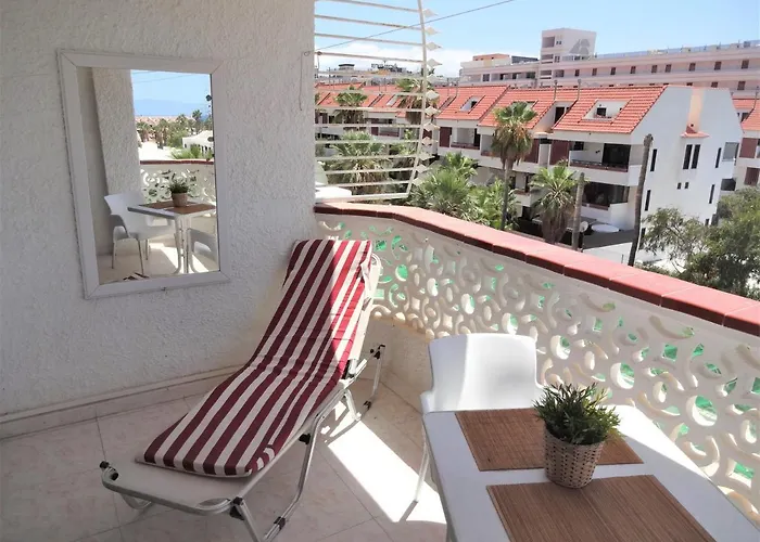With A Large South-facing Balcony, Sea View And Wifi In Americas Center Playa de las Américas